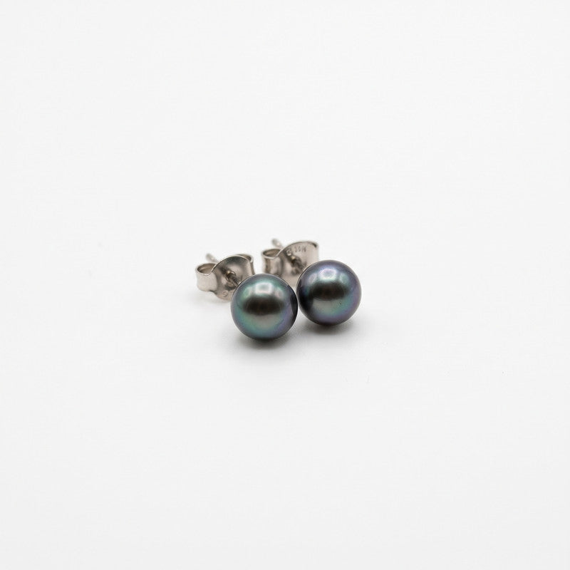 8mm peacock pearl stud earrings
