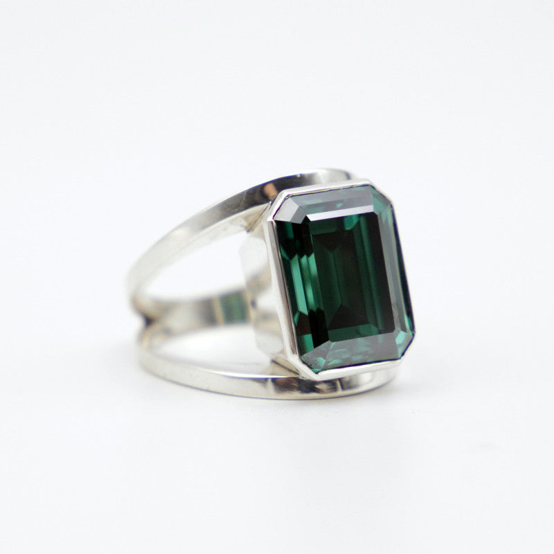 Mikary Emerald