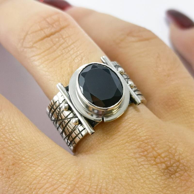 Acarta Black