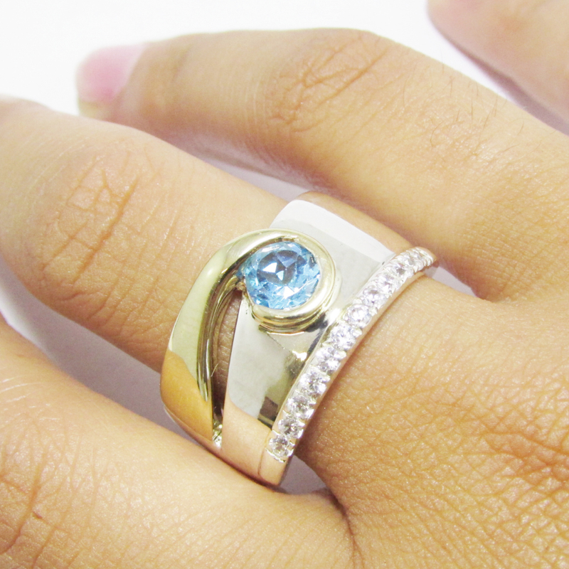Agnitary Swiss Blue Topaz