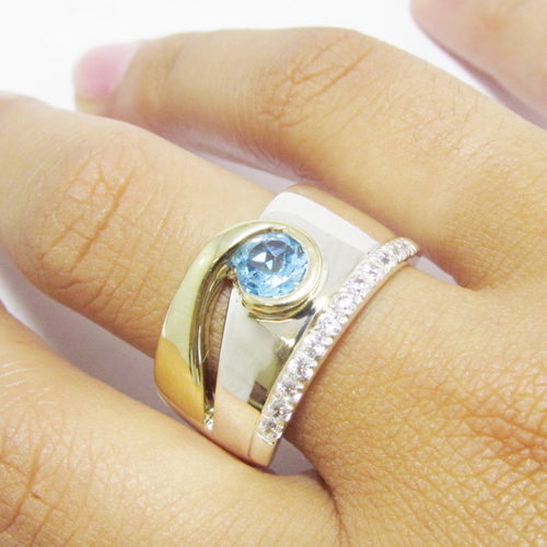 Agnitary Swiss Blue Topaz