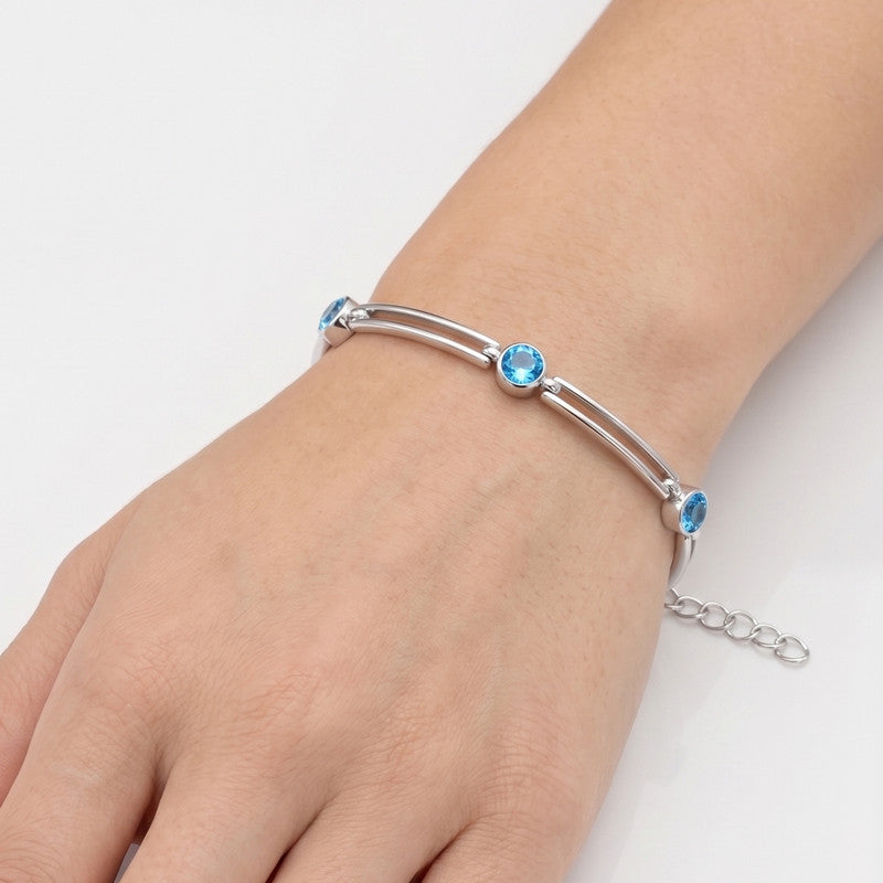 Cinco Swiss Blue Topaz