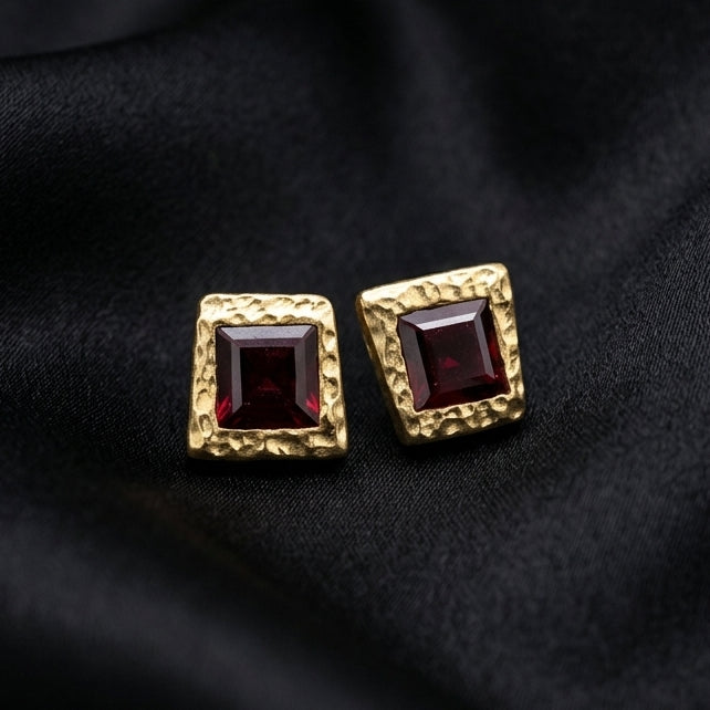 Evanthe Garnet