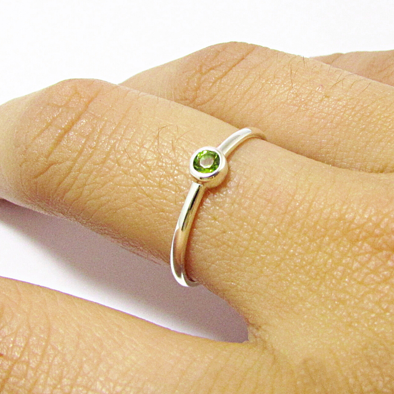 Hachi Peridot Small