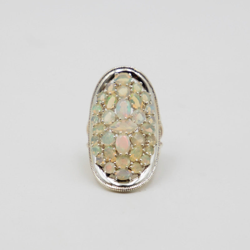 Mandavi Opal