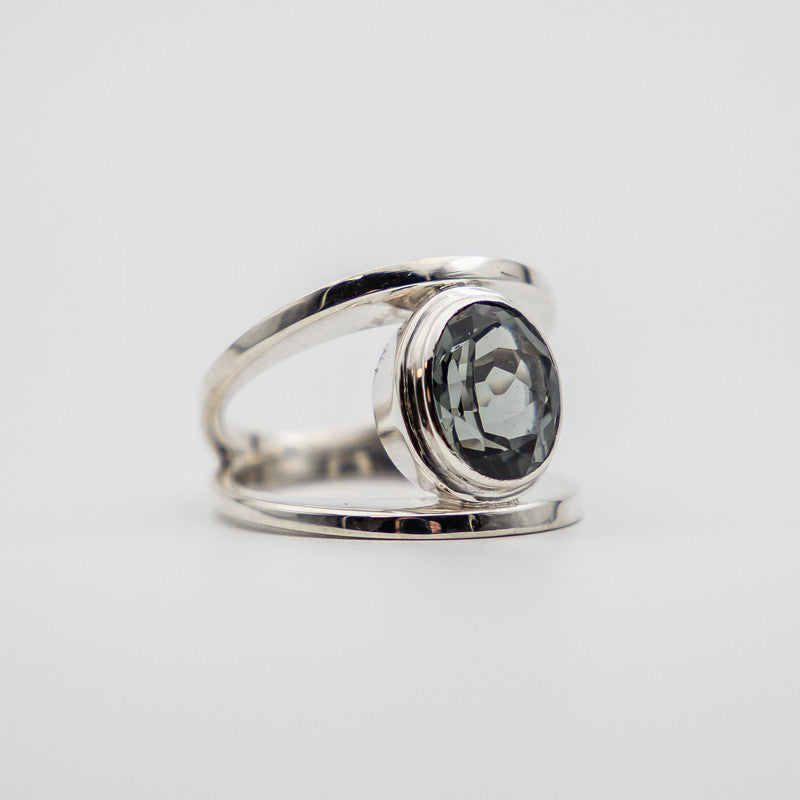 Mikary Oval
