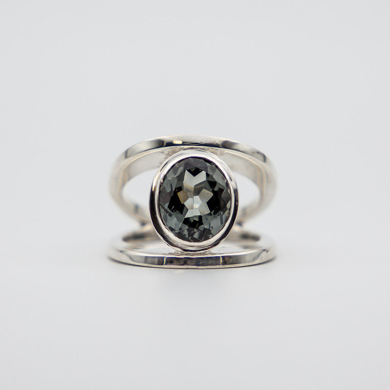 Mikary Oval