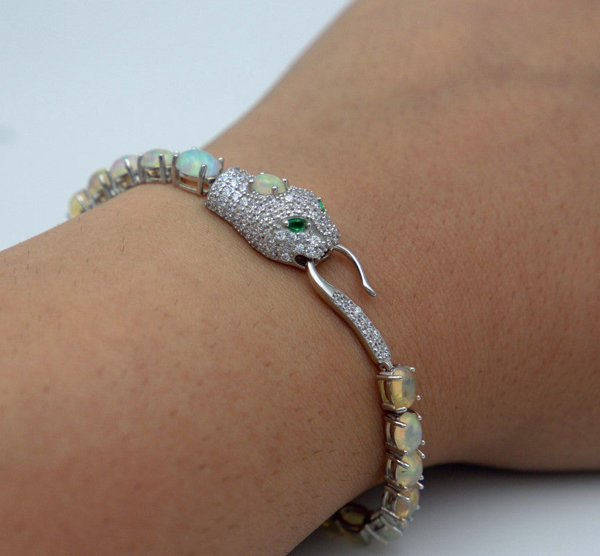 Serpiente White