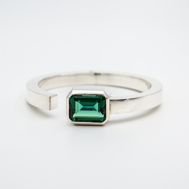 Sleek Emerald