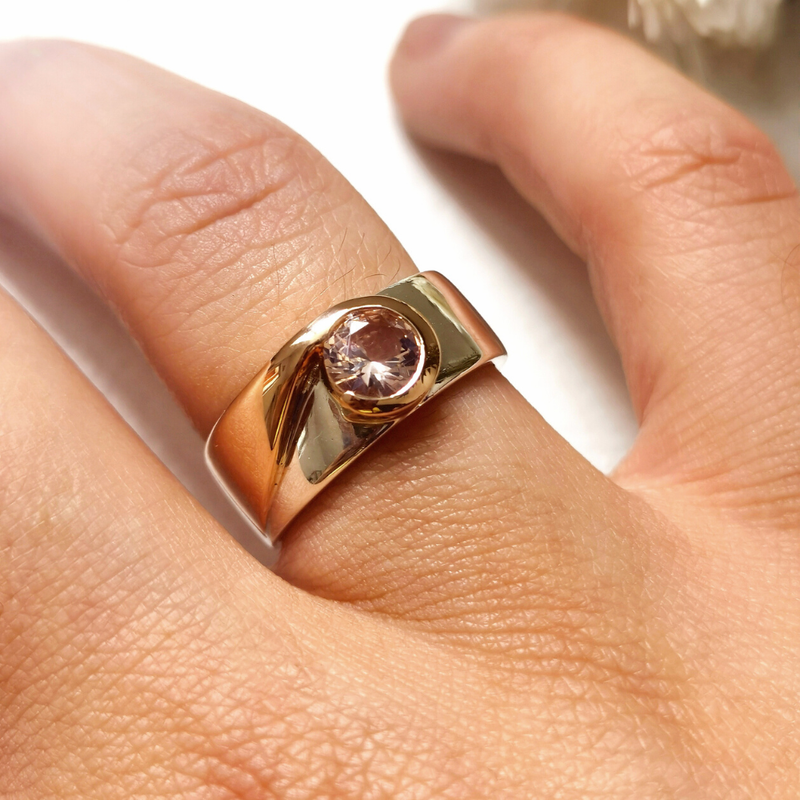 Agnitora Two Tone Morganite