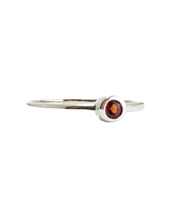 Hachi Garnet Small